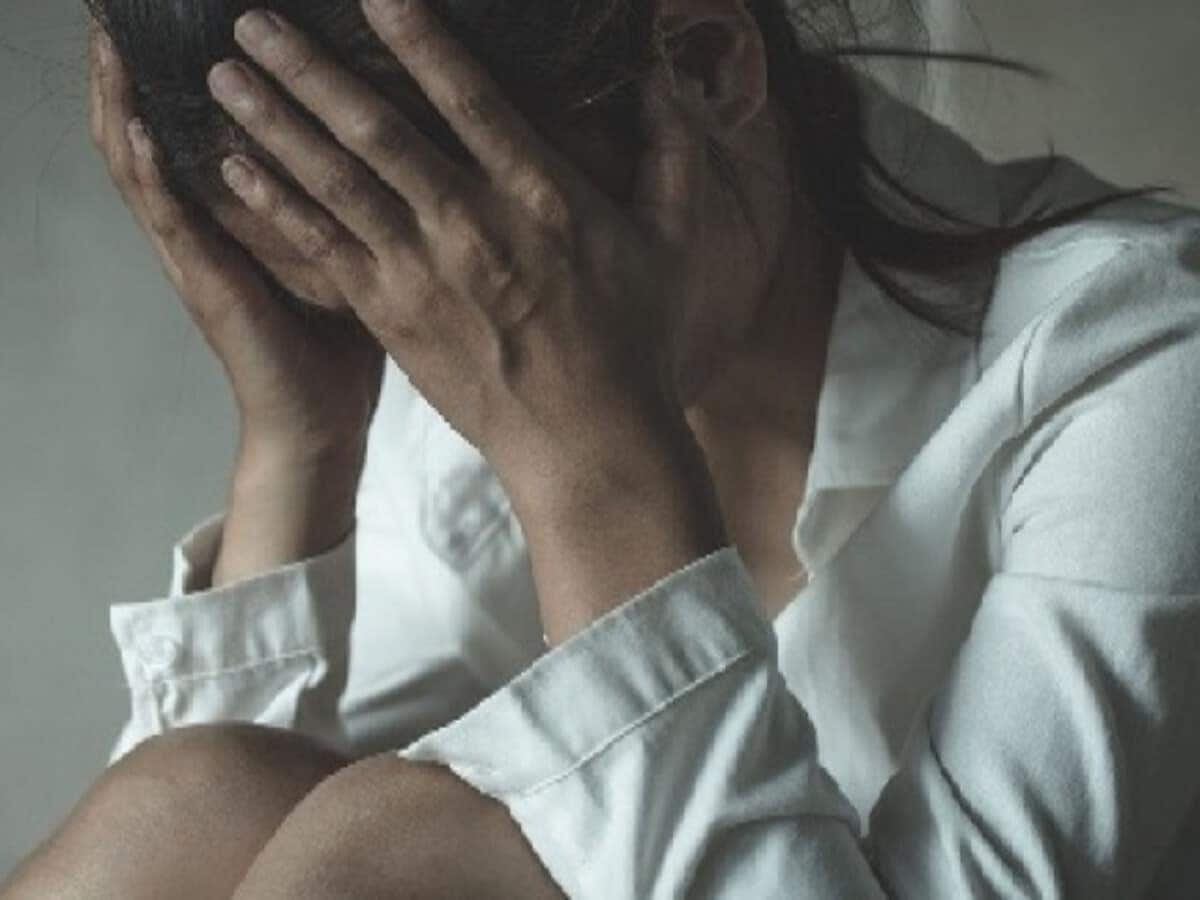 लड़की को प्रेमजाल में फंसाकर शर्मनाक हरकत, नशीली कोल्ड ड्रिंक ऑफर कर रेप; गिरफ्तार लड़की को प्रेमजाल में फंसाकर शर्मनाक हरकत, नशीली कोल्ड ड्रिंक ऑफर कर रेप; गिरफ्तार