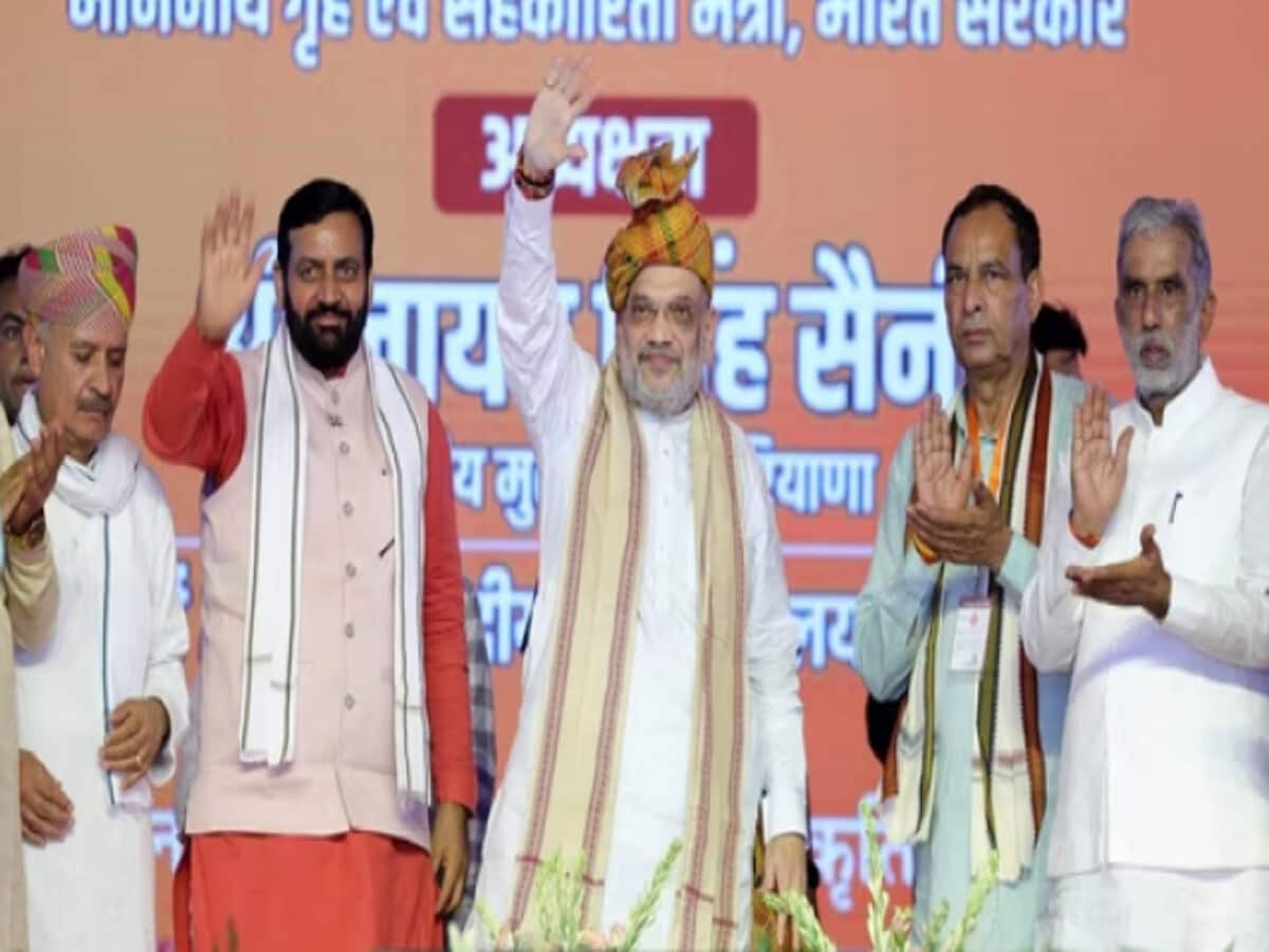 ‘बनिया का बेटा हूं, पाई-पाई पर नजर रखता हूं…’ भूपेंद्र हुड्डा पर क्यों बरसे अमित शाह ‘बनिया का बेटा हूं, पाई-पाई पर नजर रखता हूं…’ भूपेंद्र हुड्डा पर क्यों बरसे अमित शाह