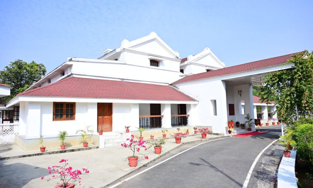 देहरादून का राष्ट्रपति आशियाना अप्रैल से होगा आम लोगों के लिए सुलभ, प्रशासन ने शुरू की तैयारियां।