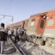अजमेर में बड़ा रेल हादसा, मदार में साबरमती-आगरा सुपरफास्ट ट्रेन के 4 डिब्बे और इंजन पटरी से उतरे, कई लोग घायल।