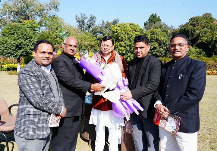 मुख्यमंत्री पुष्कर सिंह धामी से बार एसोसिएशन देहरादून के पदाधिकारियों ने की मुलाकात, चेम्बर्स निर्माण के लिए मांगी सहयोग राशि। मुख्यमंत्री पुष्कर सिंह धामी से बार एसोसिएशन देहरादून के पदाधिकारियों ने की मुलाकात, चेम्बर्स निर्माण के लिए मांगी सहयोग राशि।