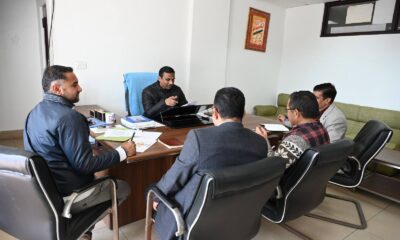 अपर मुख्य निर्वाचन अधिकारी डॉ. विजय कुमार जोगदंडे की राष्ट्रीय मतदाता दिवस की तैयारियों को लेकर बैठक।