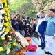 मुख्यमंत्री धामी ने विजय दिवस पर शहीदों को अर्पित की श्रद्धांजलि, आश्रितों को सरकारी नौकरियों में वरीयता देने की घोषणा।
