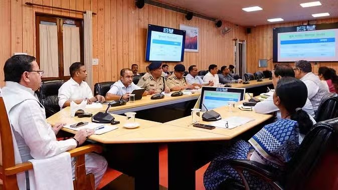 उत्तराखंड में भूस्खलन संकट से निपटने के लिए केंद्रीय मंत्रालय ने जारी की विशेषज्ञ समिति की रिपोर्ट। उत्तराखंड में भूस्खलन संकट से निपटने के लिए केंद्रीय मंत्रालय ने जारी की विशेषज्ञ समिति की रिपोर्ट।
