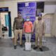 टिहरी पुलिस ने नशे के खिलाफ चलाया अभियान, 10 लीटर अवैध कच्ची के साथ शराब तस्कर गिरफ्तार।