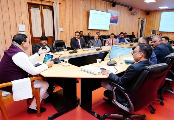 मुख्यमंत्री पुष्कर सिंह धामी ने चारधाम यात्रा की तैयारियों को लेकर की उच्च स्तरीय बैठक, अवस्थापना को लेकर दिए महत्वपूर्ण निर्देश। मुख्यमंत्री पुष्कर सिंह धामी ने चारधाम यात्रा की तैयारियों को लेकर की उच्च स्तरीय बैठक, अवस्थापना को लेकर दिए महत्वपूर्ण निर्देश।