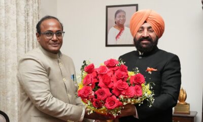 राज्यपाल गुरमीत सिंह से मुख्य निर्वाचन अधिकारी ने की मुलाकात, राष्ट्रीय मतदाता दिवस में शामिल होने का दिया आमंत्रण।