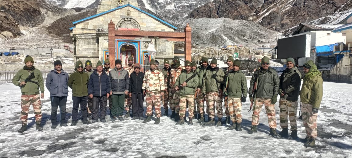 शीतकाल में ITBP के जवान करेंगे बद्रीनाथ-केदारनाथ धाम की सुरक्षा, दोनों धामों में तैनात हुई एक-एक प्लाटून। शीतकाल में ITBP के जवान करेंगे बद्रीनाथ-केदारनाथ धाम की सुरक्षा, दोनों धामों में तैनात हुई एक-एक प्लाटून।