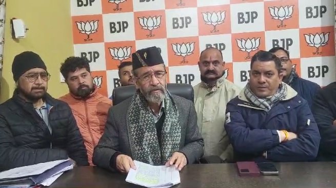 नगरपालिका चेयरमैन पद पर आरक्षण को लेकर भाजपा विधायक की तीखी प्रतिक्रिया, न्यायालय जाने की दे डाली धमकी। नगरपालिका चेयरमैन पद पर आरक्षण को लेकर भाजपा विधायक की तीखी प्रतिक्रिया, न्यायालय जाने की दे डाली धमकी।
