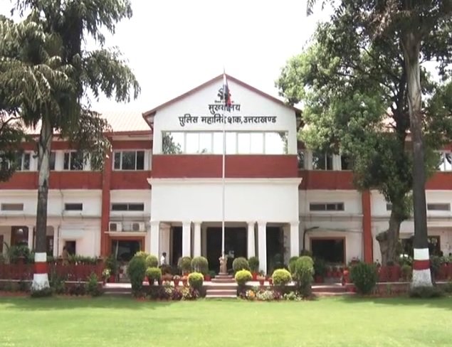 शासन ने पुलिस विभाग में किया बड़ा फेरबदल, इन 5 आईपीएस अधिकारियों के हुए तबादले। शासन ने पुलिस विभाग में किया बड़ा फेरबदल, इन 5 आईपीएस अधिकारियों के हुए तबादले।
