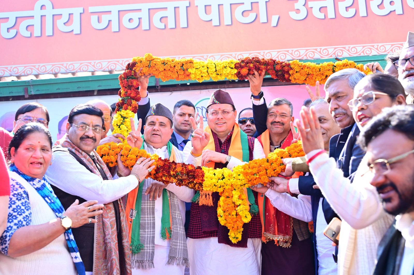 भाजपा की निकाय चुनावों में शानदार जीत के बाद प्रदेश कार्यालय में विजय उत्सव, चुनावी जीत को किया सेलिब्रेट… भाजपा की निकाय चुनावों में शानदार जीत के बाद प्रदेश कार्यालय में विजय उत्सव, चुनावी जीत को किया सेलिब्रेट…