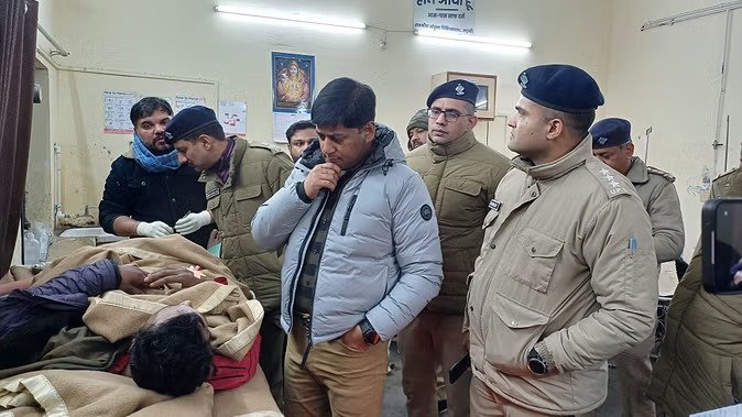 वाहन चेकिंग के दौरान पुलिस और बदमाशों के बीच मुठभेड़, एक बदमाश घायल, दूसरा फरार….