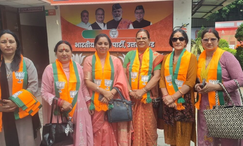 उत्तराखंड महिला मोर्चा के 12 सदस्सीय दल पहुंचा हरियाणा, भाजपा प्रत्याशी के समर्थन में करेंगी प्रचार प्रसार।