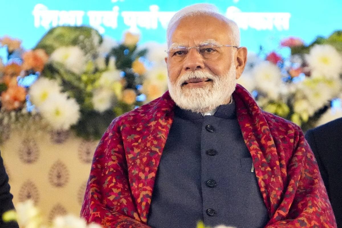 प्रधानमंत्री नरेंद्र मोदी ने देश वासियों को दी मकर संक्रांति की शुभकामनाएं, देशभर में उत्सव का माहौल… प्रधानमंत्री नरेंद्र मोदी ने देश वासियों को दी मकर संक्रांति की शुभकामनाएं, देशभर में उत्सव का माहौल…