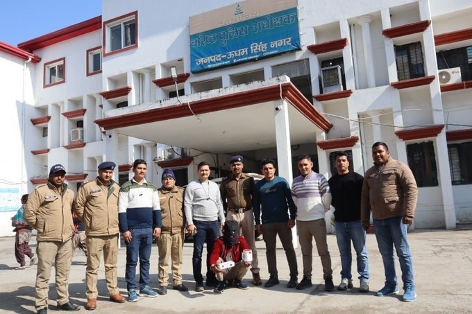 नशे के खिलाफ एसएसपी मणिकांत मिश्रा की कार्रवाई जारी, 32 लाख की स्मैक के साथ तस्कर गिरफ्तार…