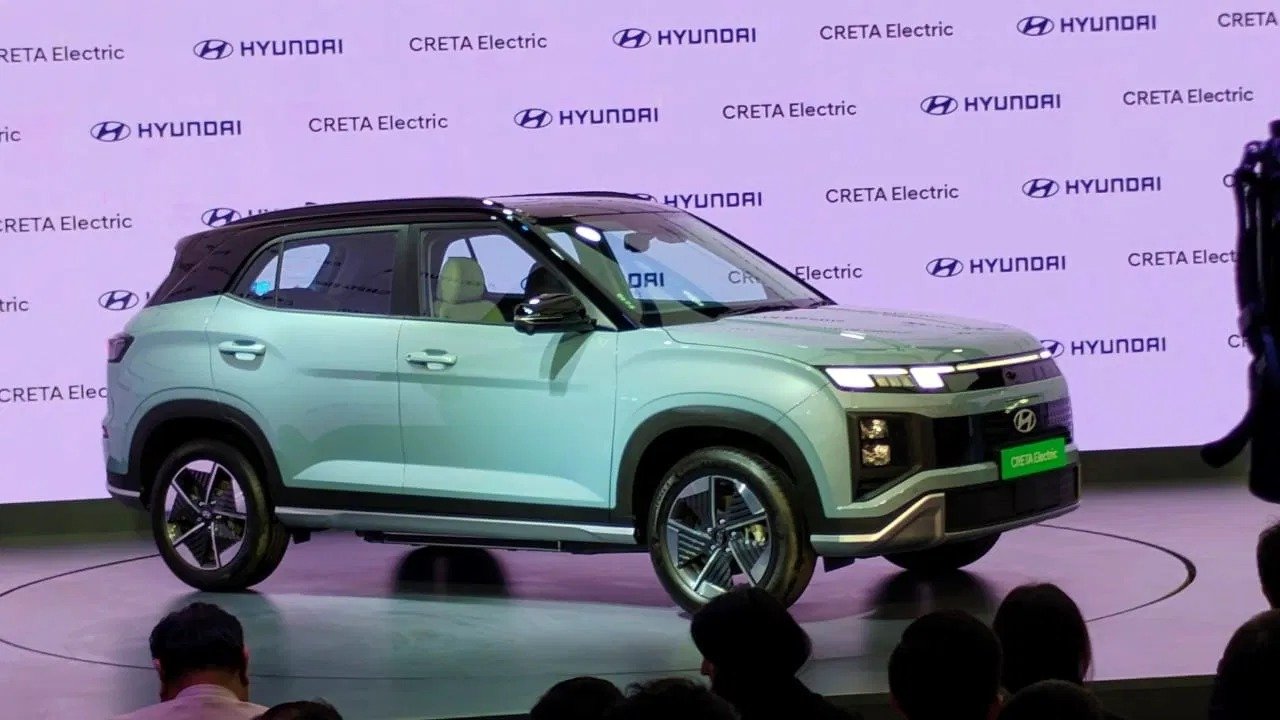 Hyundai Creta Electric लंबी रेंज और एडवांस फीचर्स के साथ आई शानदार इलेक्ट्रिक एसयूवी… Hyundai Creta Electric लंबी रेंज और एडवांस फीचर्स के साथ आई शानदार इलेक्ट्रिक एसयूवी…