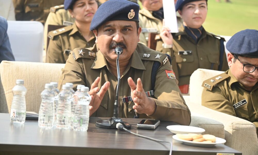 38 वें राष्ट्रीय खेलों के उद्घाटन समारोह में VVIP भ्रमण के मद्देनजर उच्चाधिकारियों ने पुलिस बल को किया ब्रीफ…