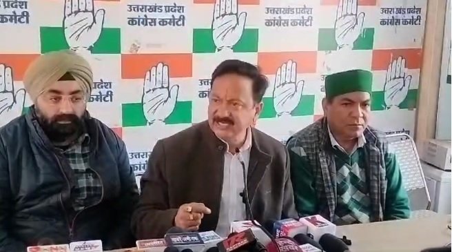 कांग्रेस प्रदेश अध्यक्ष करन माहरा की प्रेस वार्ता, राज्य की कानून व्यवस्था पर उठाए सवाल… कांग्रेस प्रदेश अध्यक्ष करन माहरा की प्रेस वार्ता, राज्य की कानून व्यवस्था पर उठाए सवाल…