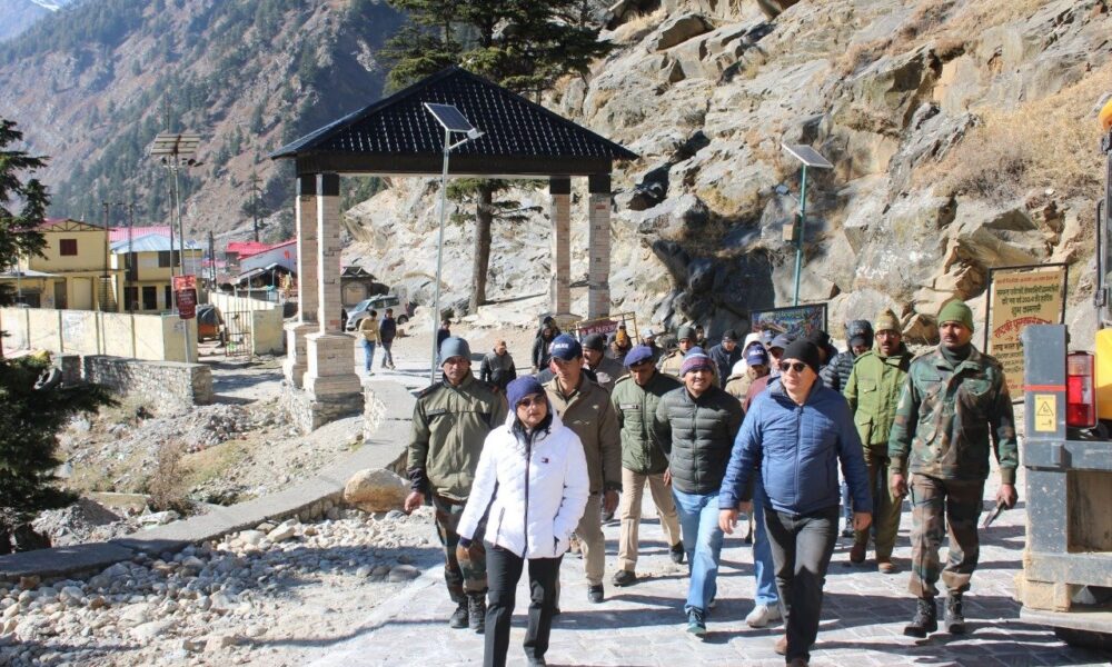 प्रधानमंत्री नरेंद्र मोदी के प्रस्तावित भ्रमण कार्यक्रम की तैयारियों का जिलाधिकारी ने किया निरीक्षण, अधिकारियों को दिए निर्देश…