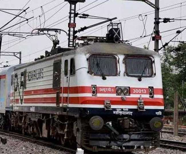 प्रयागराज महाकुंभ में आगामी स्नान पर्वों के लिए रेलवे संचालित करेगा 29 स्पेशल ट्रेनें , यहाँ देखे लिस्ट…. प्रयागराज महाकुंभ में आगामी स्नान पर्वों के लिए रेलवे संचालित करेगा 29 स्पेशल ट्रेनें , यहाँ देखे लिस्ट….