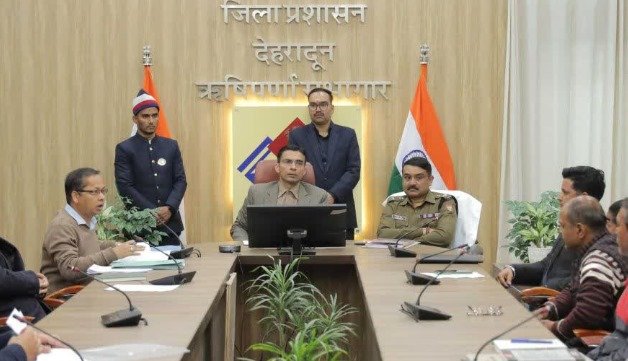 देहरादून जिलाधिकारी का बड़ा फैसला , सुद्धोवाला की वाइन शॉप का लाइसेंस किया निरस्त…. देहरादून जिलाधिकारी का बड़ा फैसला , सुद्धोवाला की वाइन शॉप का लाइसेंस किया निरस्त….