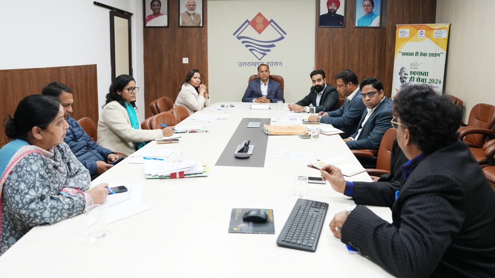 नशे के कारोबार से जुड़े अपराधियों पर नकेल कसने की तैयारी, सचिव गृह ने दिए निर्देश… नशे के कारोबार से जुड़े अपराधियों पर नकेल कसने की तैयारी, सचिव गृह ने दिए निर्देश…