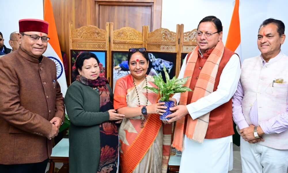 मुख्यमंत्री पुष्कर सिंह धामी ने विधानसभा अध्यक्ष ऋतु खंडूड़ी भूषण से की शिष्टाचार भेंट, विधानसभा सत्र को लेकर हुई चर्चा…