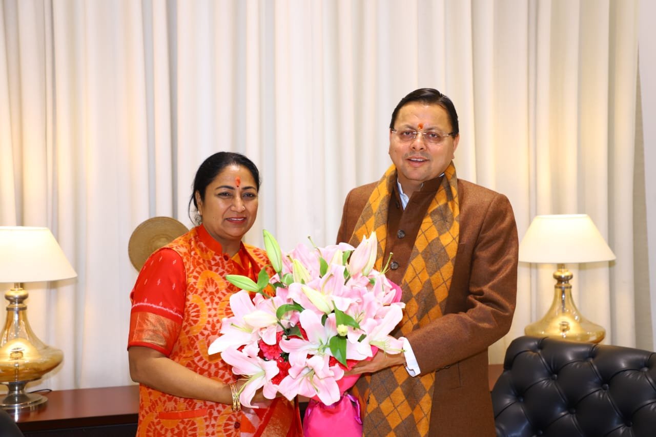 सीएम धामी ने नवनिर्वाचित दिल्ली सीएम रेखा गुप्ता से की भेंट, दी शुभकामनाएं….