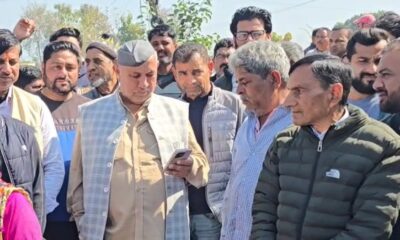नैनीताल में बिजली के स्मार्ट मीटरों का विरोध, कांग्रेस नेता रणजीत सिंह रावत ने किया प्रदर्शन….
