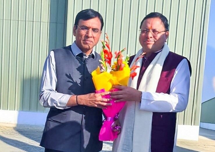 38वें राष्ट्रीय खेलों के समापन समारोह के लिए हल्द्वानी पहुंचे केंद्रीय खेल मंत्री मनसुख मंडाविया, सीएम धामी ने किया स्वागत… 38वें राष्ट्रीय खेलों के समापन समारोह के लिए हल्द्वानी पहुंचे केंद्रीय खेल मंत्री मनसुख मंडाविया, सीएम धामी ने किया स्वागत…