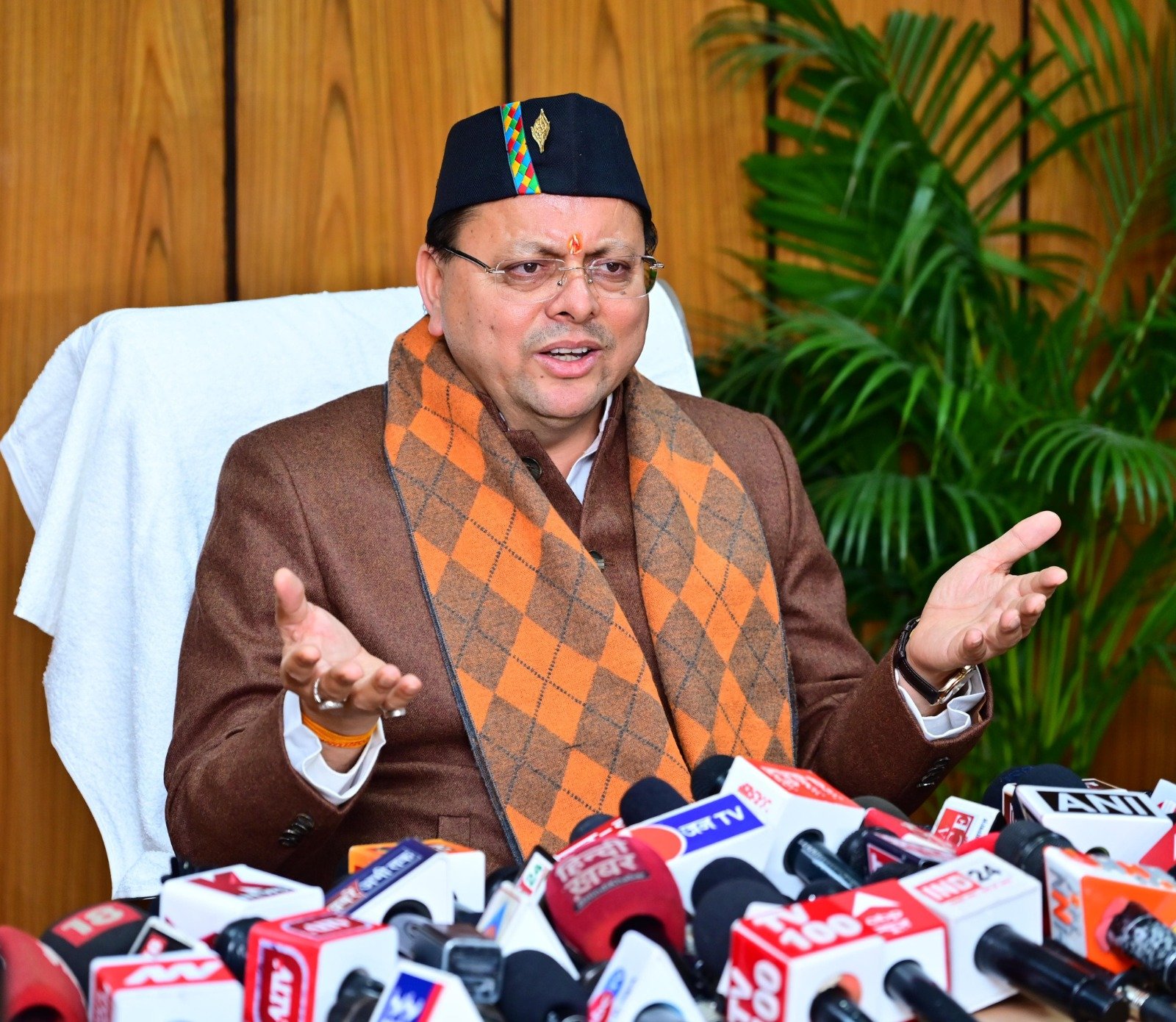 मुख्यमंत्री धामी ने ऐतिहासिक बजट पर वित्त मंत्री को दी बधाई, कहा – राज्य की विकास यात्रा को देगा नई दिशा… मुख्यमंत्री धामी ने ऐतिहासिक बजट पर वित्त मंत्री को दी बधाई, कहा – राज्य की विकास यात्रा को देगा नई दिशा…
