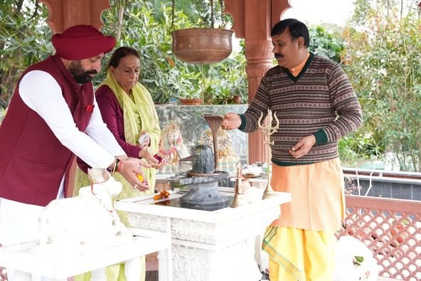 राजभवन में महाशिवरात्रि की धूम, राज्यपाल गुरमीत सिंह ने राजप्रज्ञेश्वर महादेव मंदिर में की पूजा-अर्चना…