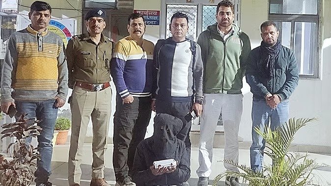रुद्रपुर में एसटीएफ और पुलभट्टा पुलिस की संयुक्त कार्रवाई, तस्कर गिरफ्तार, 200 ग्राम हेरोइन बरामद… रुद्रपुर में एसटीएफ और पुलभट्टा पुलिस की संयुक्त कार्रवाई, तस्कर गिरफ्तार, 200 ग्राम हेरोइन बरामद…