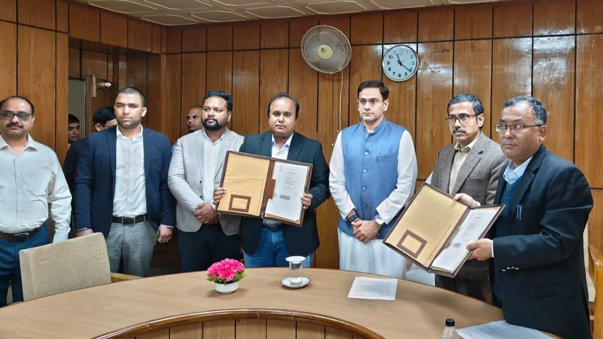 उत्तराखंड सरकार ने युवाओं के लिए स्किल विकास की दिशा में उठाया बड़ा कदम, सरकार और टाटा टेक्नोलॉजी के बीच हुआ एमओयू… उत्तराखंड सरकार ने युवाओं के लिए स्किल विकास की दिशा में उठाया बड़ा कदम, सरकार और टाटा टेक्नोलॉजी के बीच हुआ एमओयू…