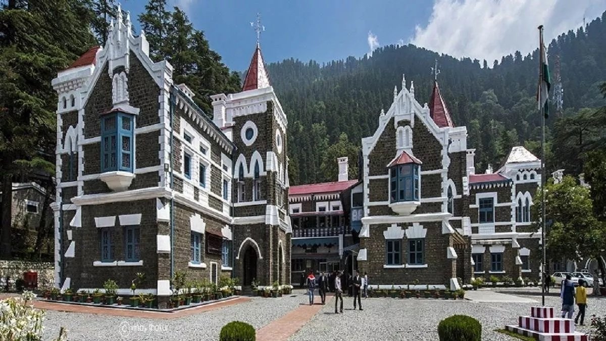 चैंपियन-उमेश शर्मा विवाद: हाईकोर्ट ने राज्य सरकार से विधायकों के आपराधिक मामलों की मांगी रिपोर्ट… चैंपियन-उमेश शर्मा विवाद: हाईकोर्ट ने राज्य सरकार से विधायकों के आपराधिक मामलों की मांगी रिपोर्ट…