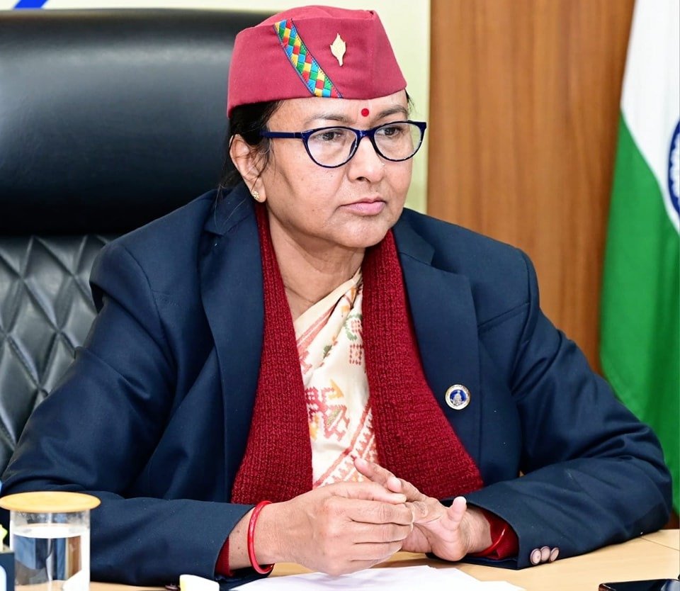 मुख्य सचिव राधा रतूड़ी का कार्यकाल इस माह होगा खत्म , नए मुख्य सचिव को लेकर चर्चाएं तेज… मुख्य सचिव राधा रतूड़ी का कार्यकाल इस माह होगा खत्म , नए मुख्य सचिव को लेकर चर्चाएं तेज…