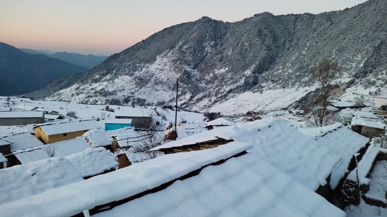 उत्तराखंड में मौसम का अलर्ट, भारी बारिश और बर्फबारी की संभावना… उत्तराखंड में मौसम का अलर्ट, भारी बारिश और बर्फबारी की संभावना…
