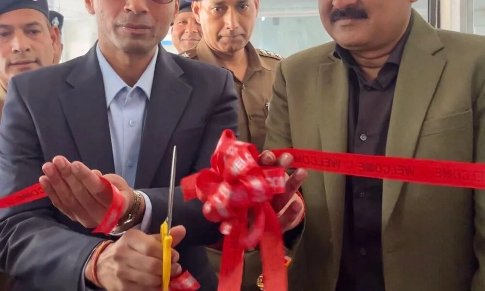 पल्टन बाजार में जनमानस की सुरक्षा के लिए नया कदम , सीसीटीवी कैमरे और पब्लिक एड्रेस सिस्टम का हुआ शुभारंभ…..