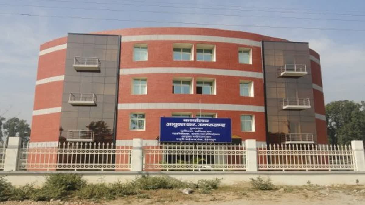 राज्य कर विभाग का कड़ा अभियान , जीएसटी बकाया न भरने वाले 3000 व्यापारियों पर कार्रवाई , पंजीयन निलंबित….. राज्य कर विभाग का कड़ा अभियान , जीएसटी बकाया न भरने वाले 3000 व्यापारियों पर कार्रवाई , पंजीयन निलंबित…..