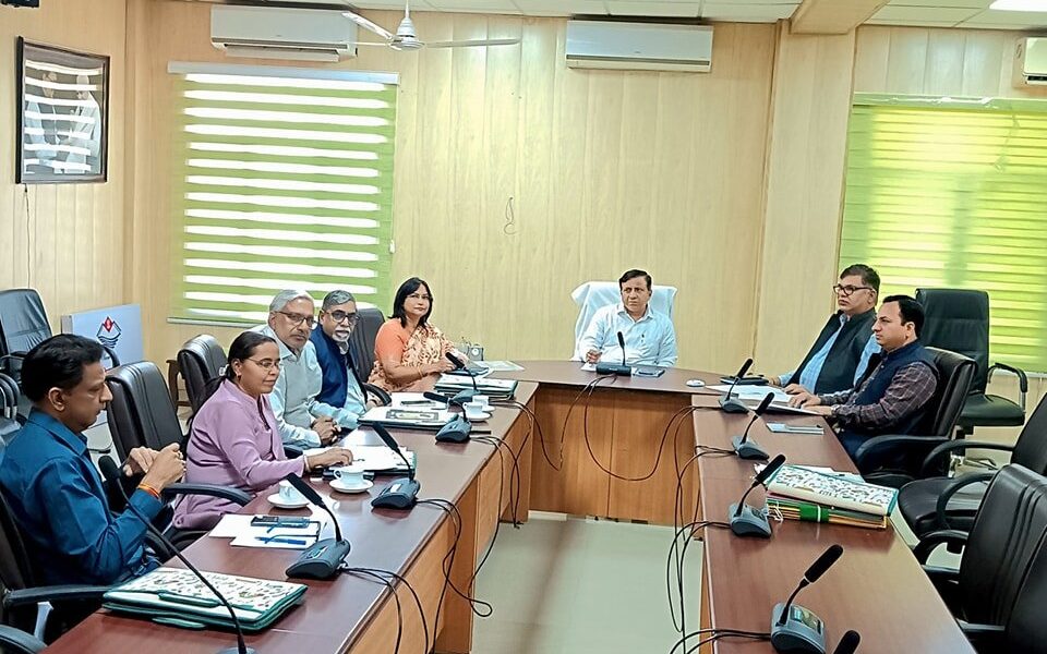 सूचना निदेशालय में पत्रकार कल्याण कोष पर हुई महत्वपूर्ण बैठक, 6 प्रकरणों को मिली मंजूरी…..