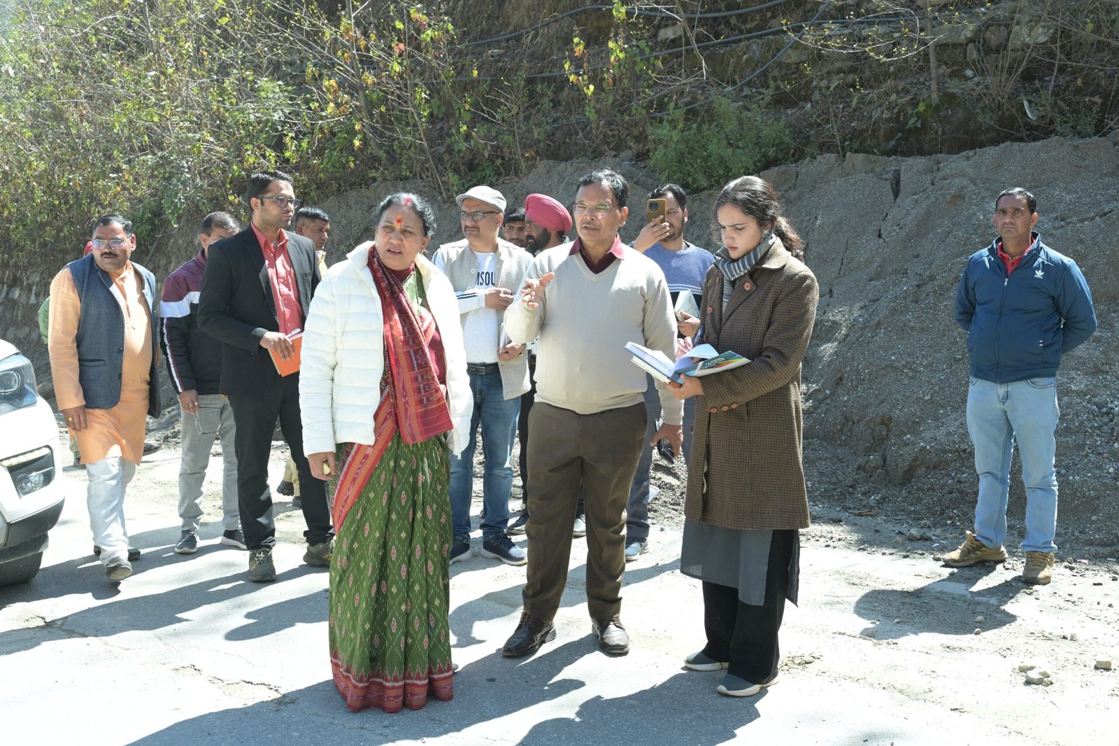 केदारनाथ यात्रा को सुचारू बनाने के लिए तैयारियां तेज, विधायक आशा नौटियाल ने किया निरीक्षण…. केदारनाथ यात्रा को सुचारू बनाने के लिए तैयारियां तेज, विधायक आशा नौटियाल ने किया निरीक्षण….