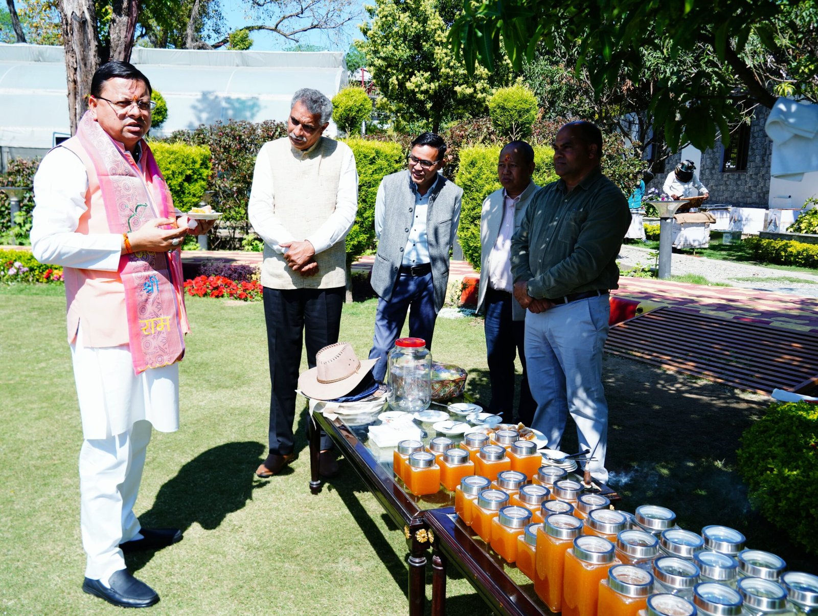 उत्तराखंड में शहद महोत्सव की होगी वार्षिक तिथि निर्धारित, मुख्यमंत्री ने दिए निर्देश….