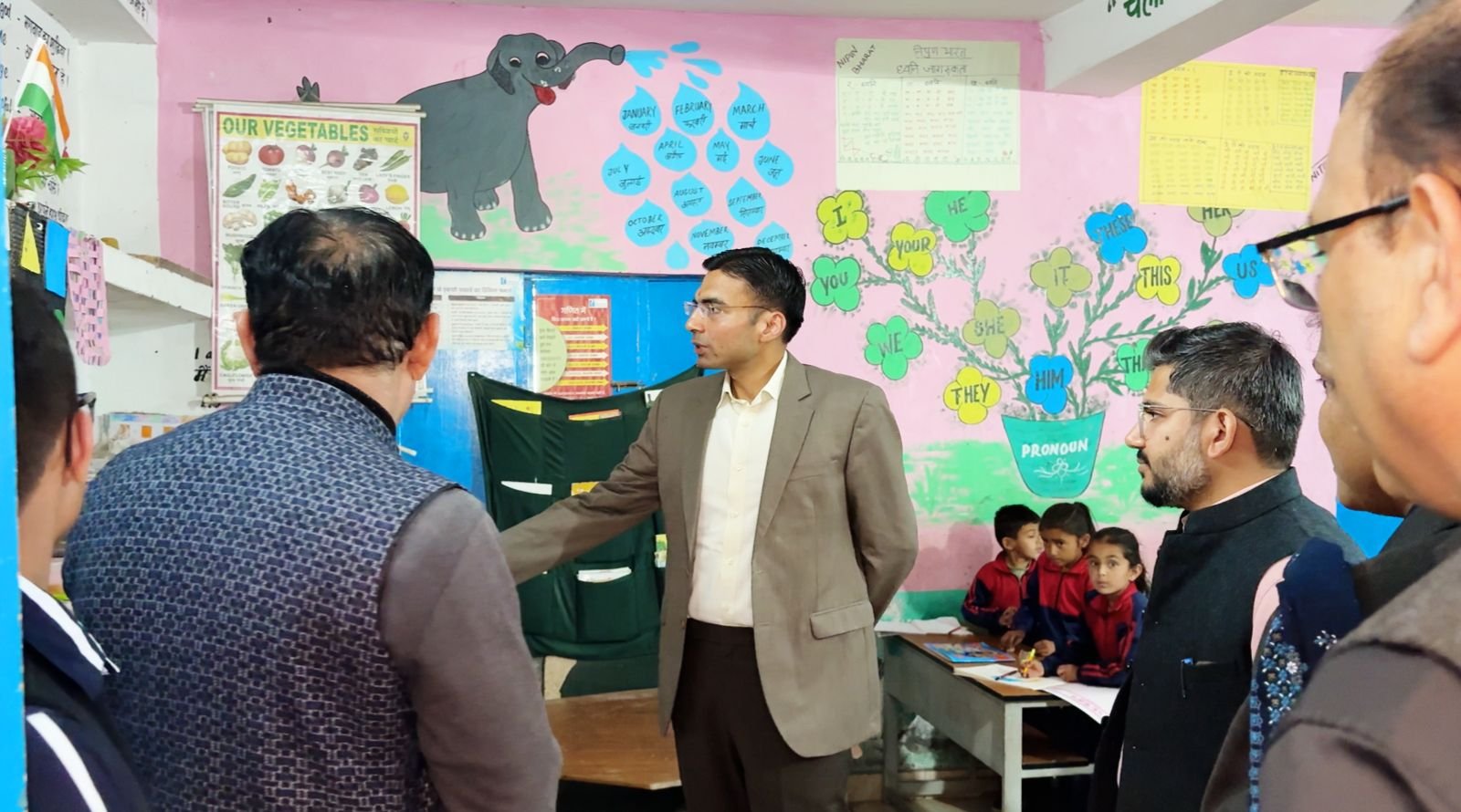 राजकीय प्राथमिक विद्यालय त्यूनी को मिली नई सुविधाओं की सौगात, डीएम ने दी मंजूरी….