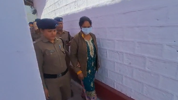 उत्तरकाशी पुलिस को मिली बड़ी सफलता , स्मैक सप्लाई करने वाली शातिर माफिया को किया गिरफ्तार…..