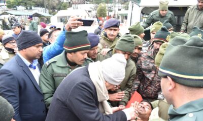 चमोली हिमस्खलन में फंसे मजदूरों को निकालने के लिए रेस्क्यू ऑपरेशन जारी, सीएम धामी ने किया हवाई निरीक्षण….