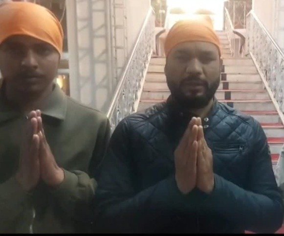 ऋषिकेश पार्किंग विवाद: आरोपी पार्षद ने गुरु के दरबार में माफी मांगी, पुलिस को किया सरेंडर…..