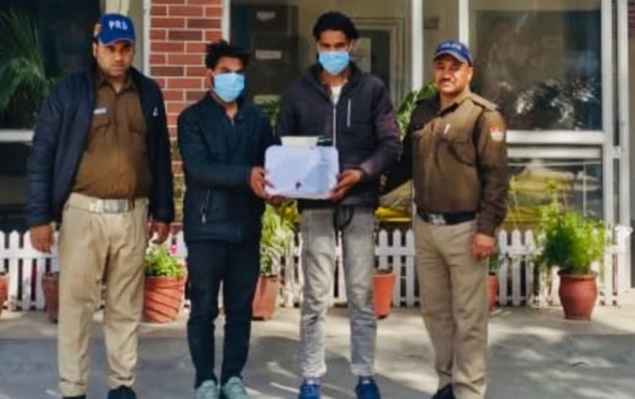 रुड़की पुलिस ने दो ठगों को किया गिरफ्तार, जादूई लोटा से करते थे लाखों की ठगी….
