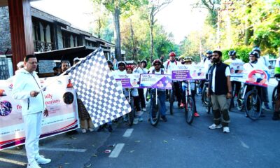 मुख्यमंत्री धामी ने तीन साल पूरे होने पर साइकिल रैली का फ्लैग ऑफ किया, सुशासन और स्वास्थ्य का दिया संदेश !