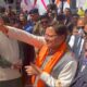 नगर निगम देहरादून में आयोजित होली मिलन कार्यक्रम, मुख्यमंत्री धामी का पुष्पों की बौछार से किया गया स्वागत…