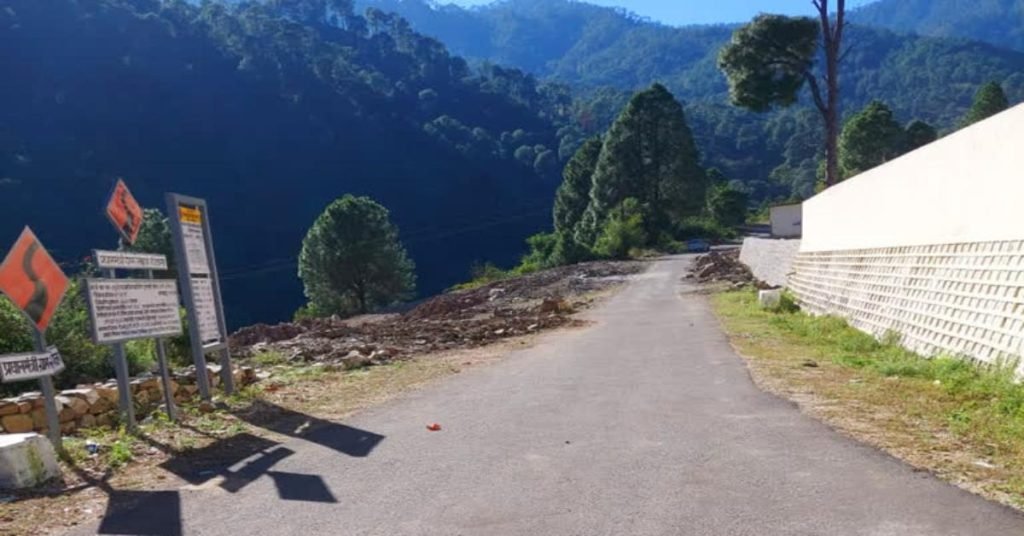 उत्तराखंड में बारहमासी सड़क से जुड़ेंगे छोटे गांव , PMGSY के चौथे चरण का सर्वे हुआ पूरा…. उत्तराखंड में बारहमासी सड़क से जुड़ेंगे छोटे गांव , PMGSY के चौथे चरण का सर्वे हुआ पूरा….